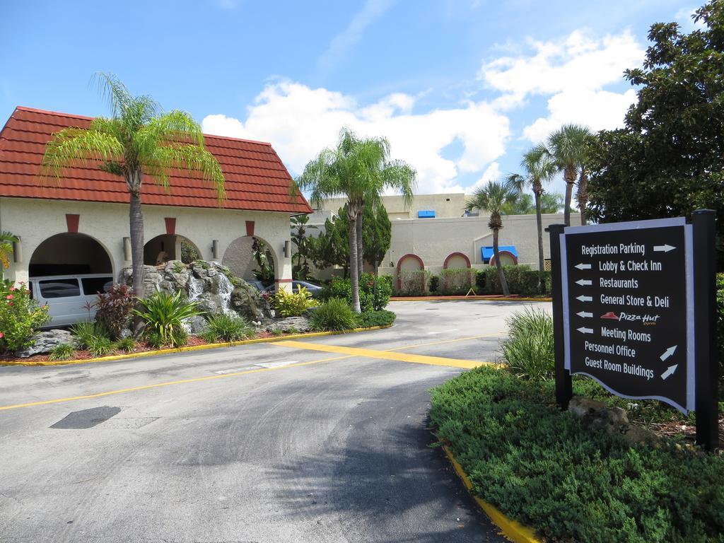 Maingate Lakeside Resort Four Corners Exterior foto