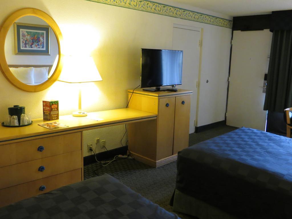 Maingate Lakeside Resort Four Corners Cameră foto